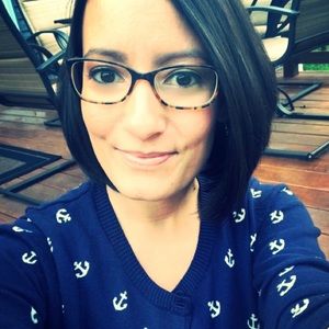 Meet your Posher, Candace